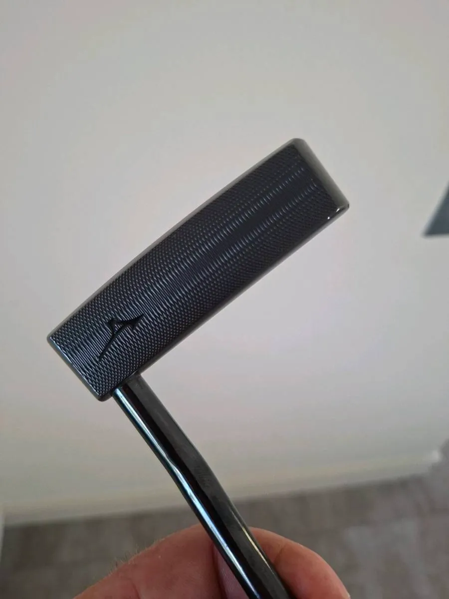 Mizuno mcraft 34 inch putter immaculate - Image 2
