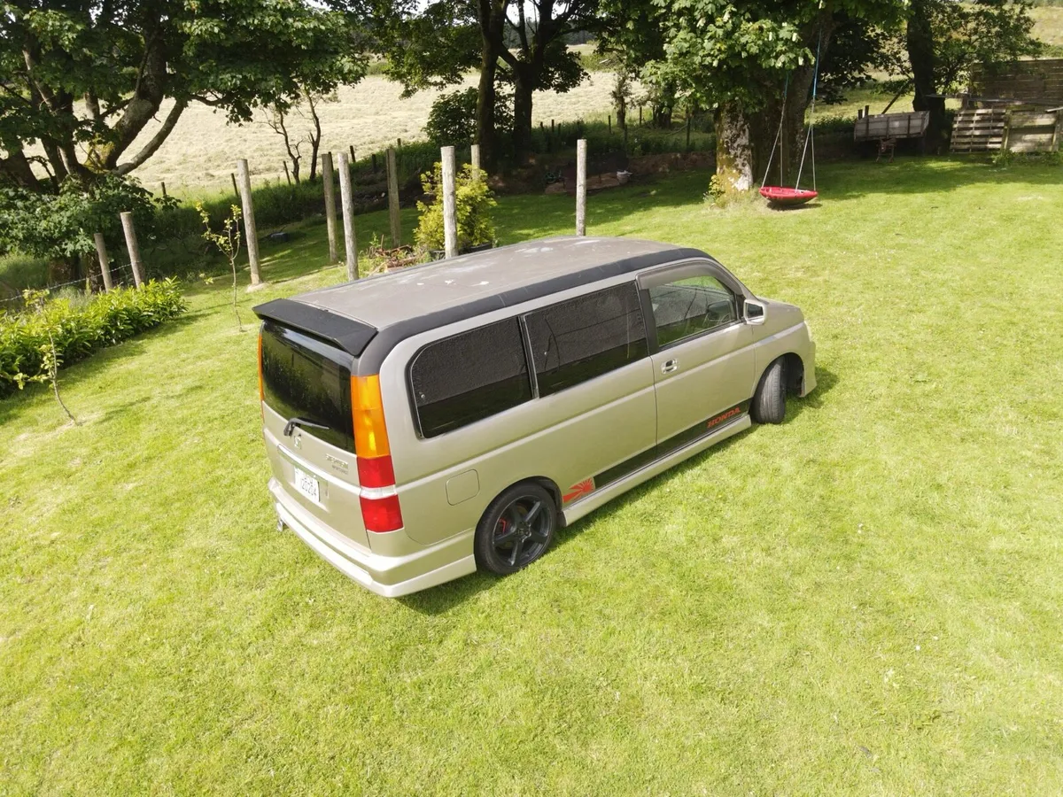 Honda StepWagon - Image 2