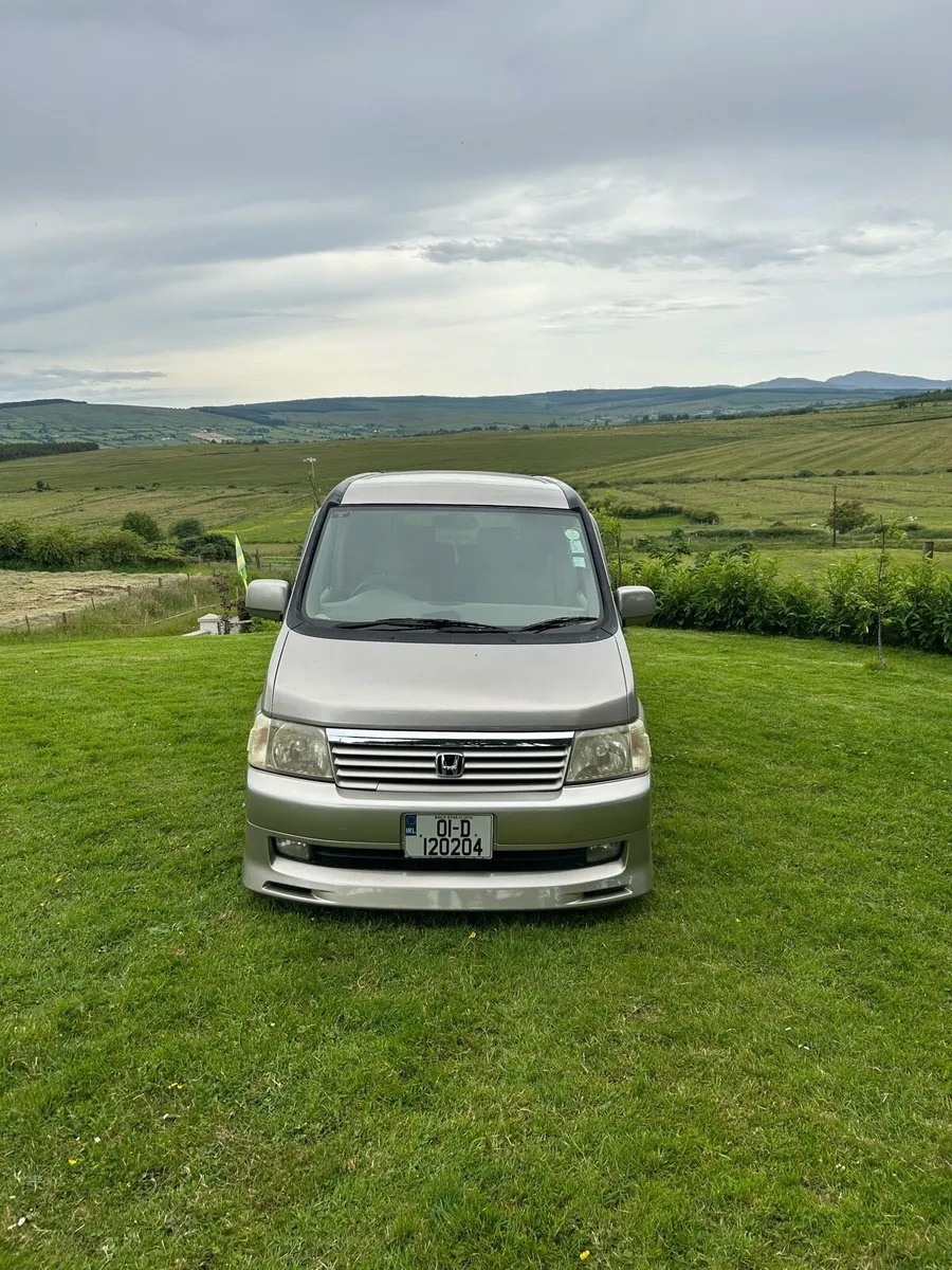Honda StepWagon - Image 4