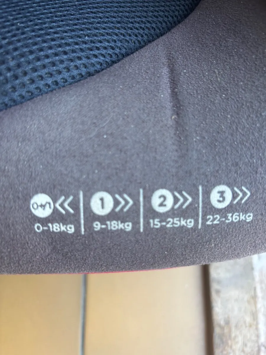 Joie Car seat x2 - Image 3