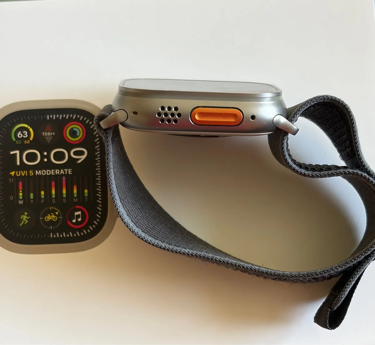Apple Watch Ultra 2 - Image 2