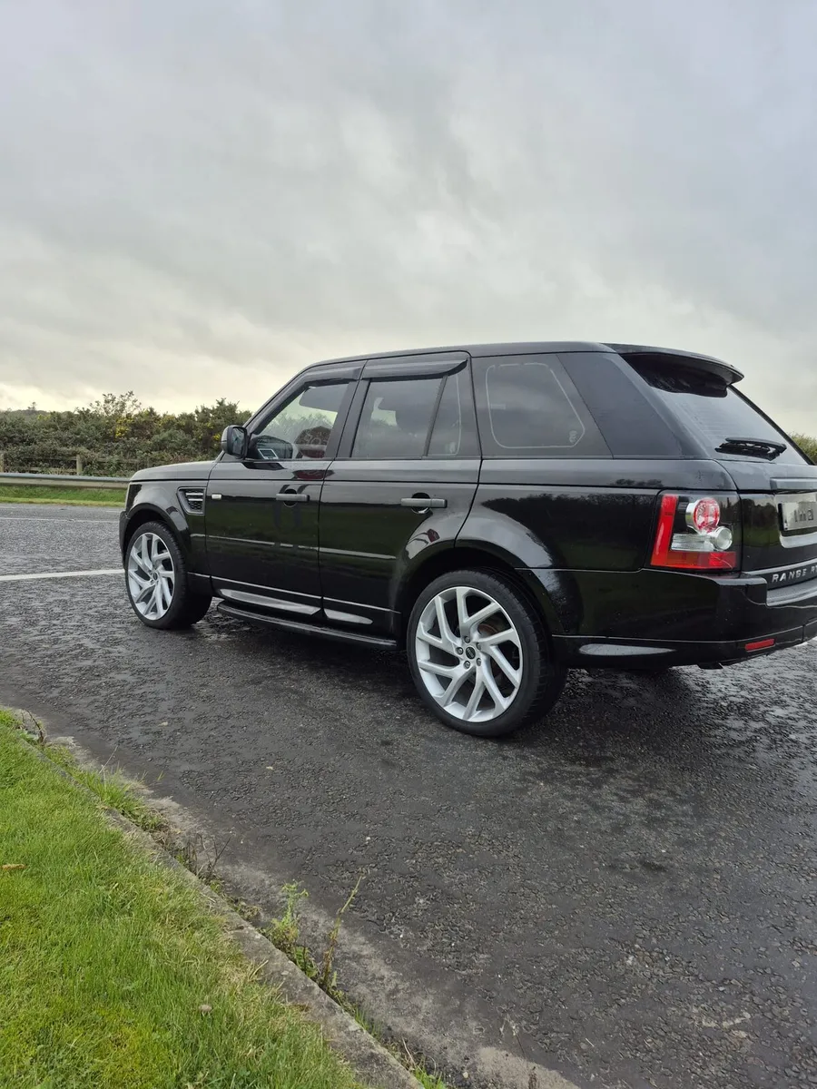 Range rover sport hse 3.0 v6 diesel - Image 2