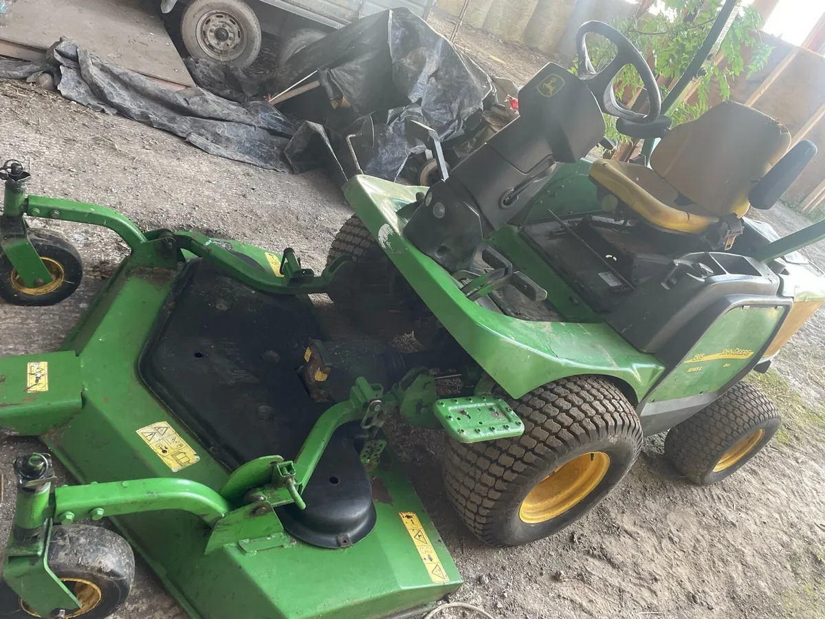 John Deere industrial mower - Image 1
