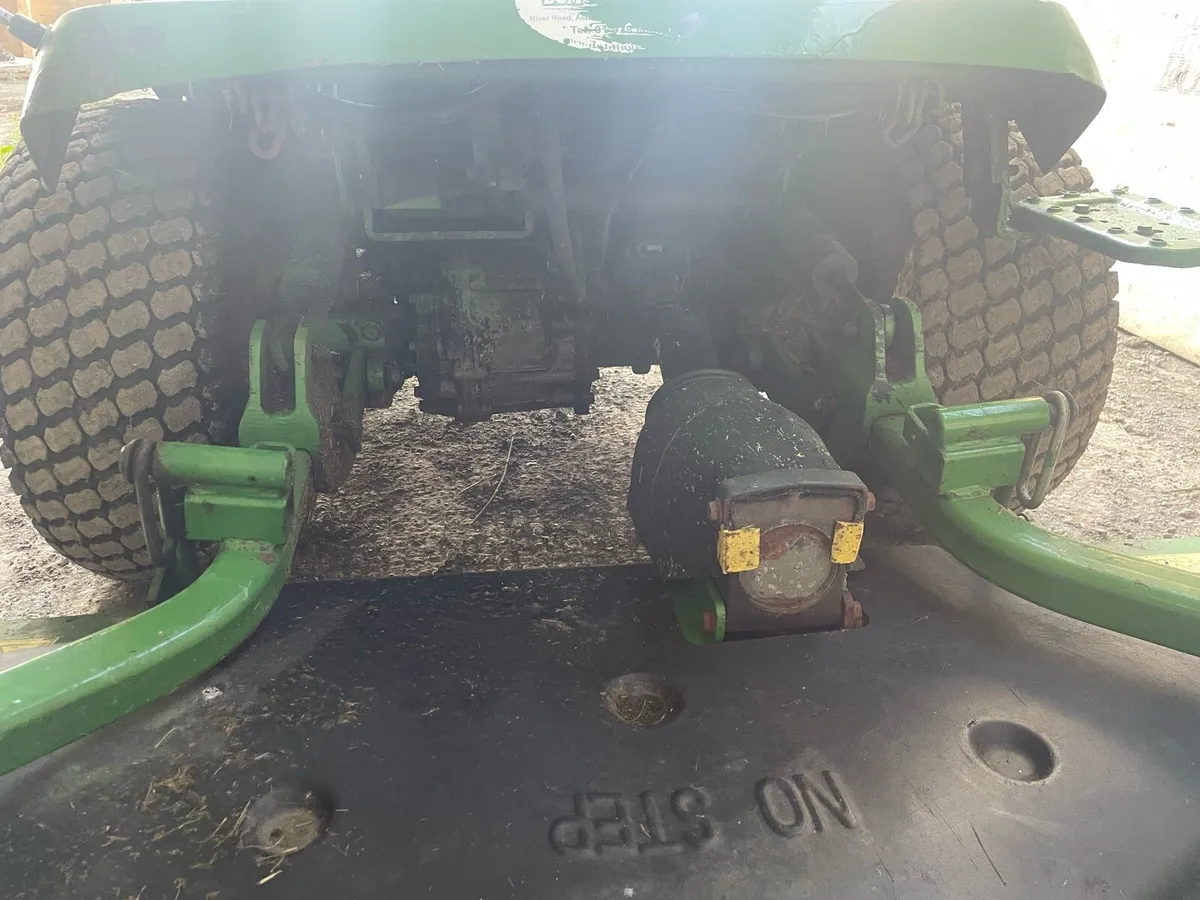 John Deere industrial mower - Image 3