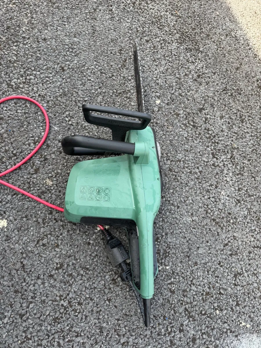 Bosch Electric Chainsaw - Image 4