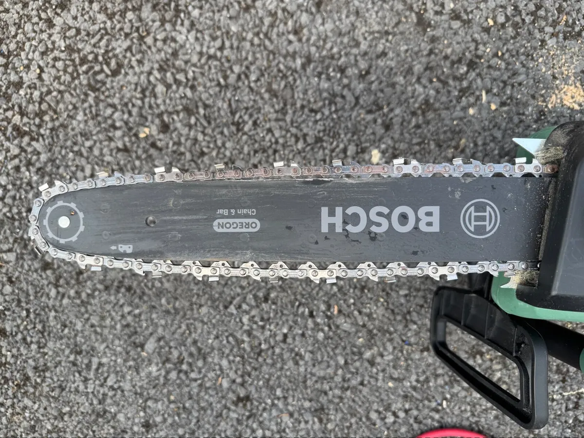 Bosch Electric Chainsaw - Image 2