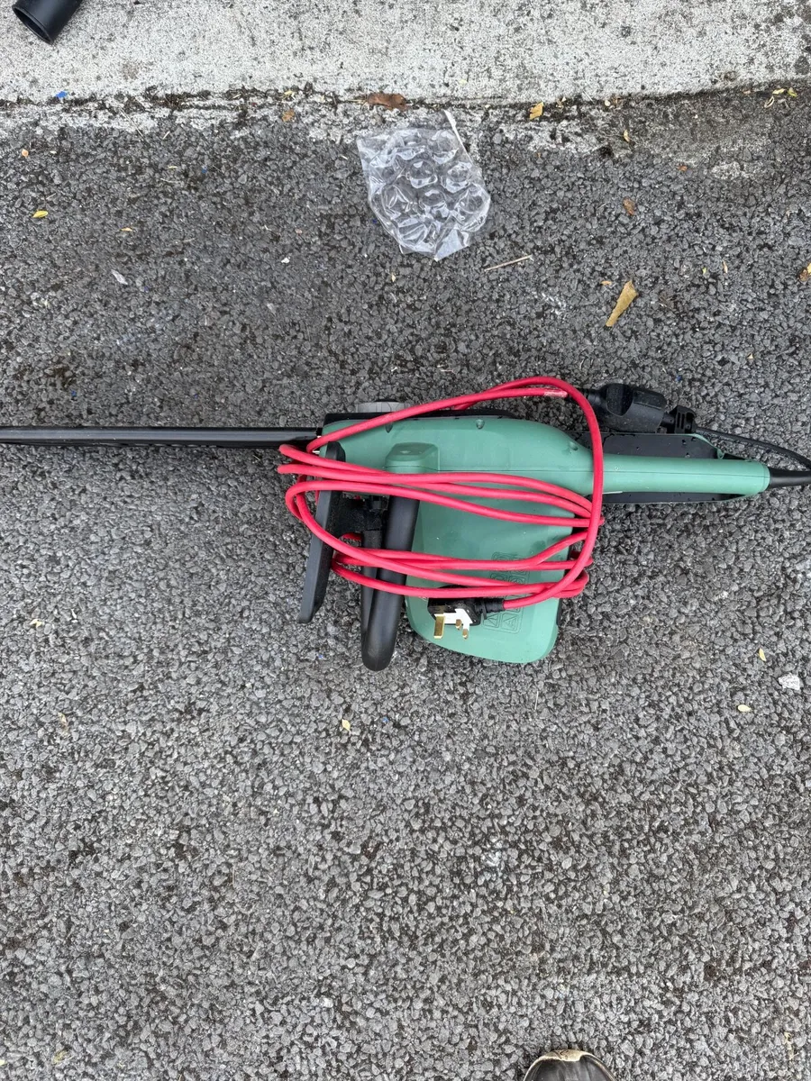 Bosch Electric Chainsaw - Image 3