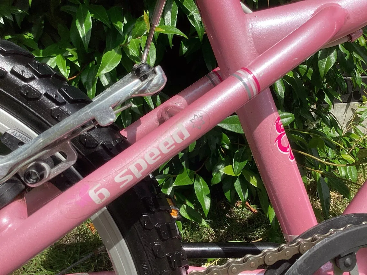 SHOWROOM CONDITION 20” BICYCLE - Image 3