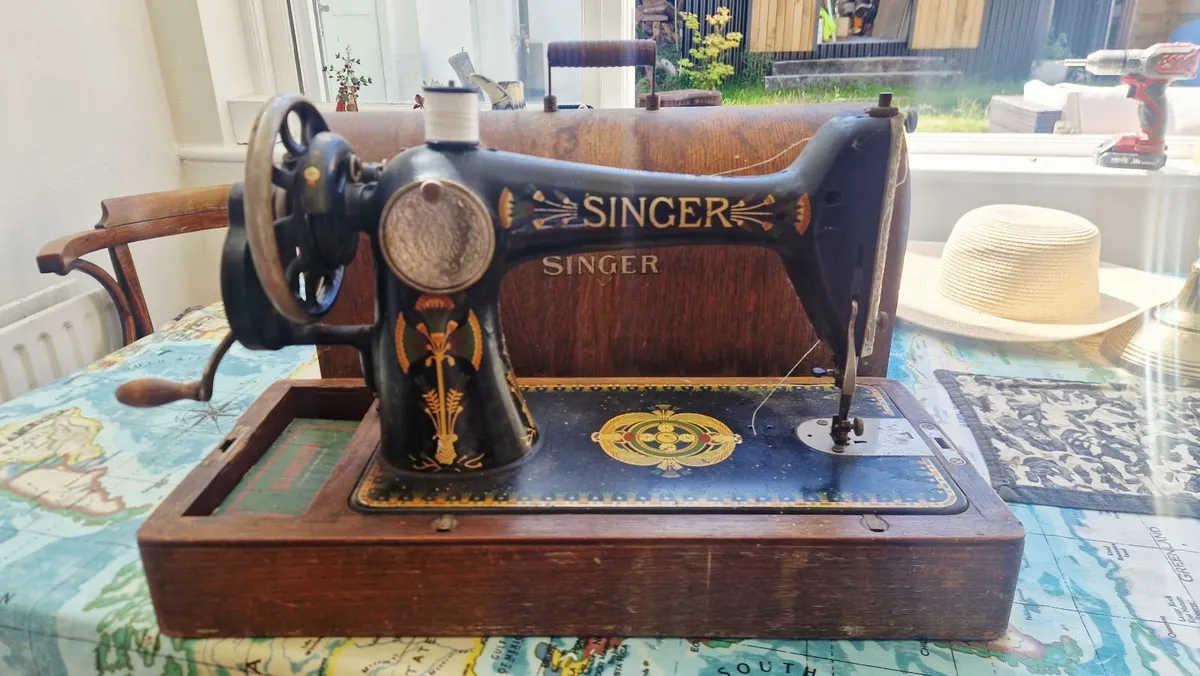 Singer sewing machine