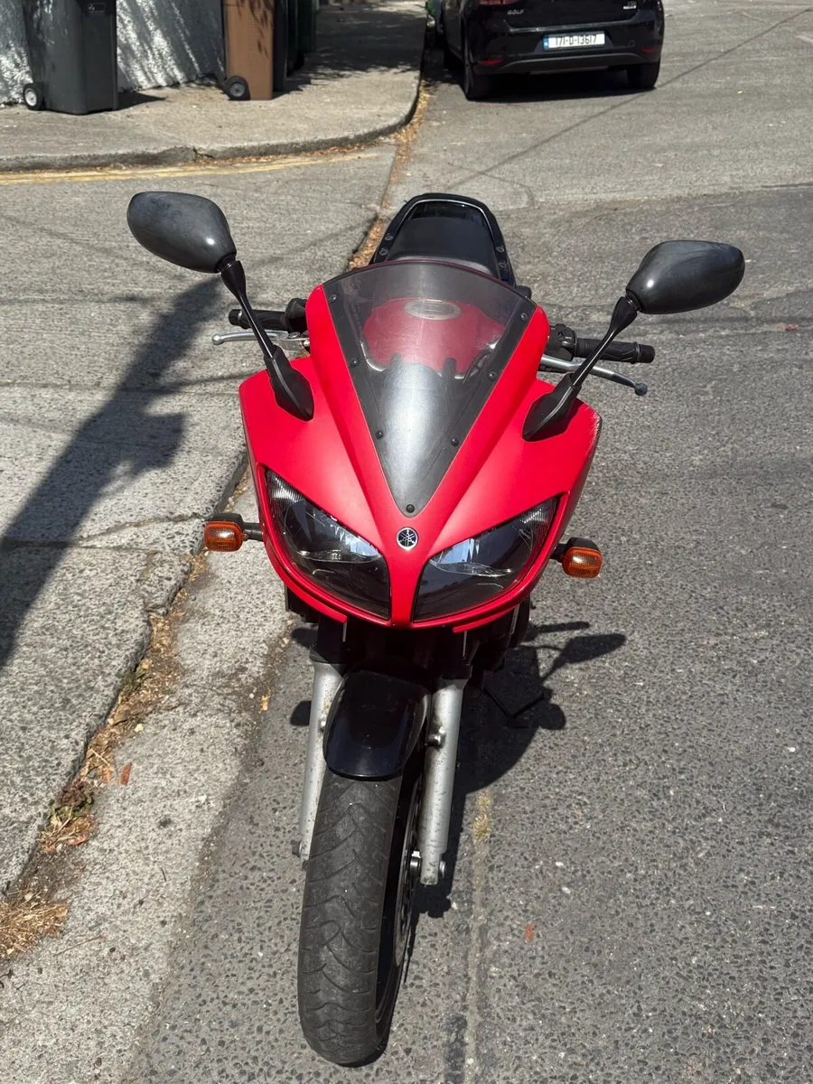 2003 Yamaha FZS 600 Fazer -  Perfect Condition - Image 2
