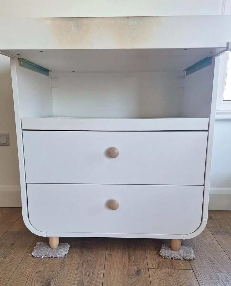 Ikea Myllra Changing table - Image 2