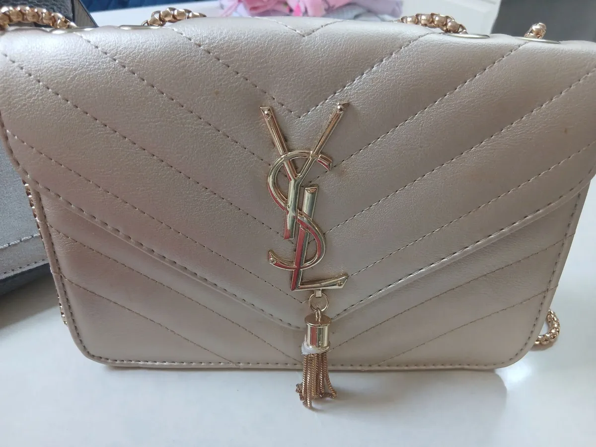 Ladies handbags - Image 1