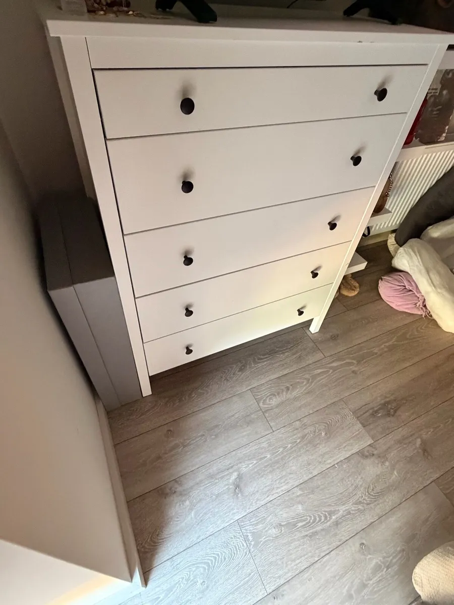 Chest of drawers - Image 3