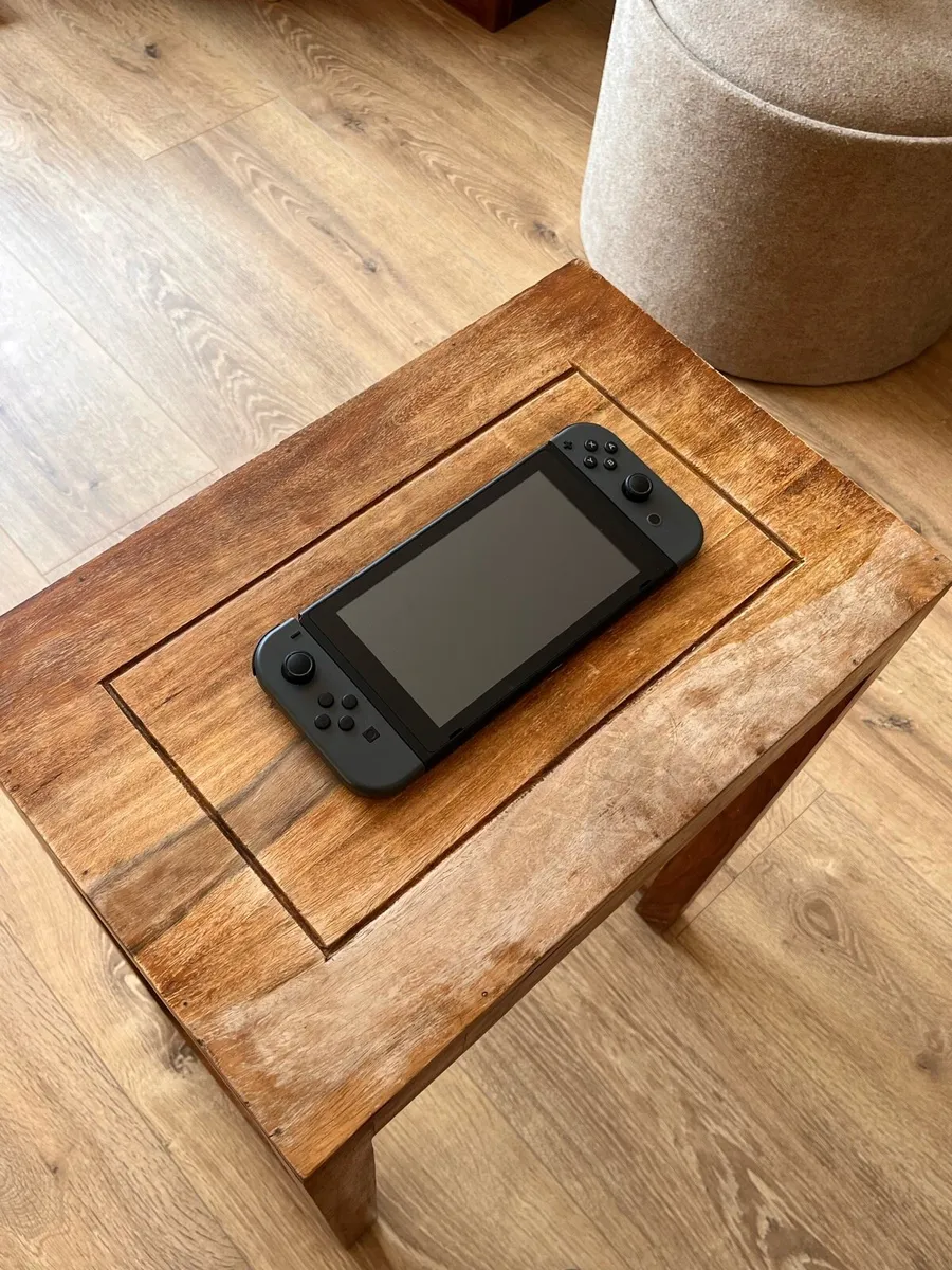 Nintendo Switch - Image 1