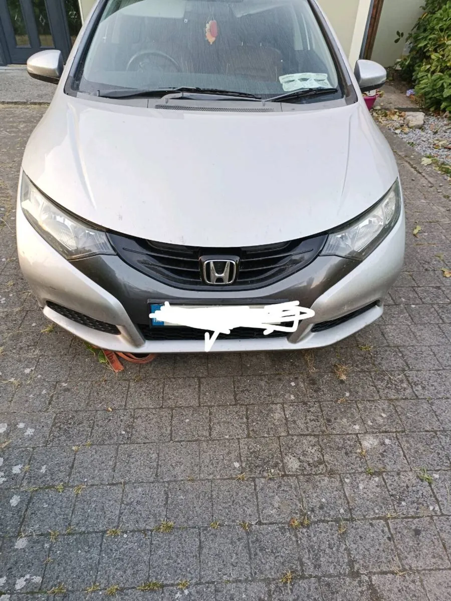 Honda civic spares or repairs - Image 1