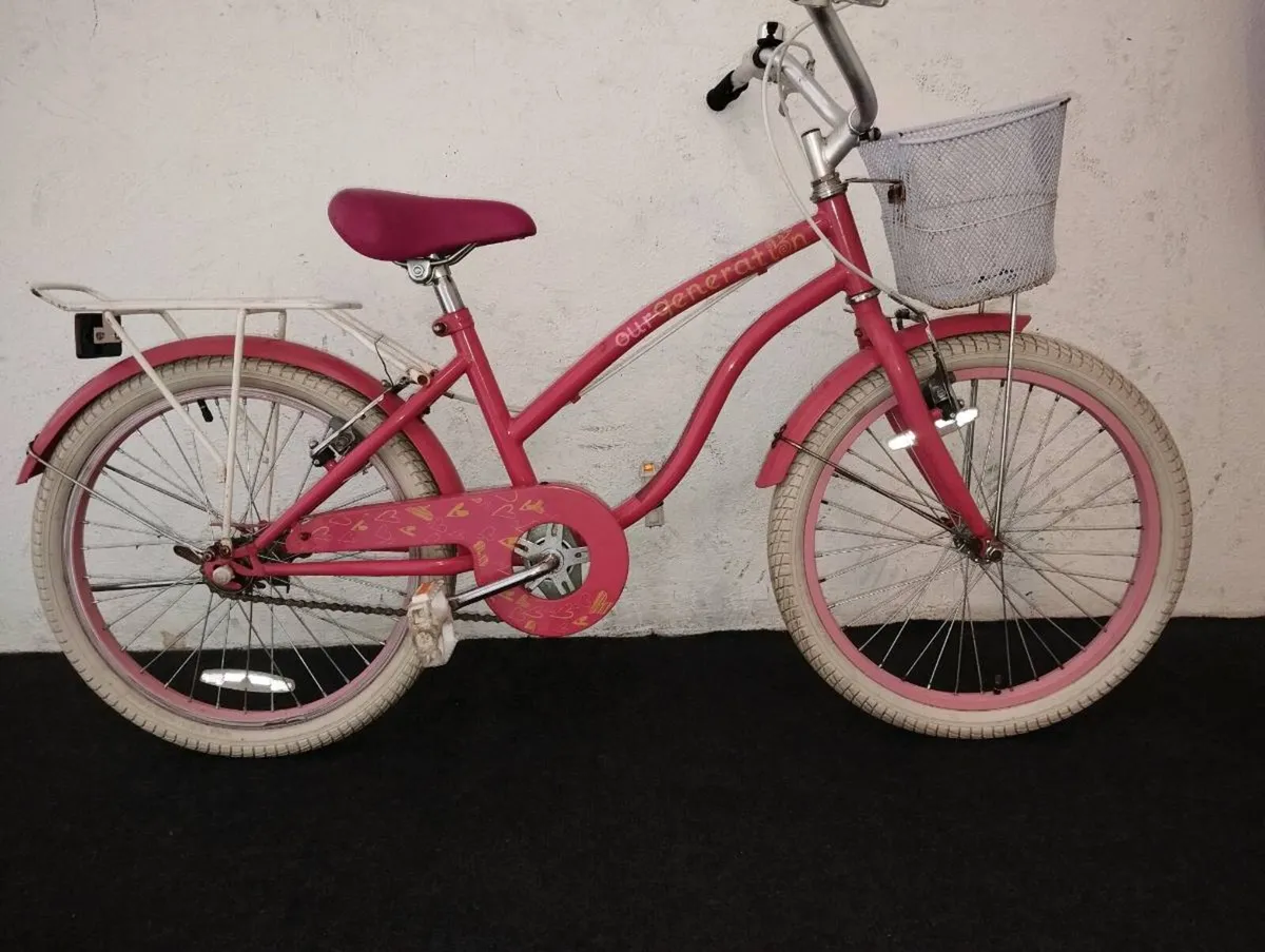 Girls 20inch bike - Image 1