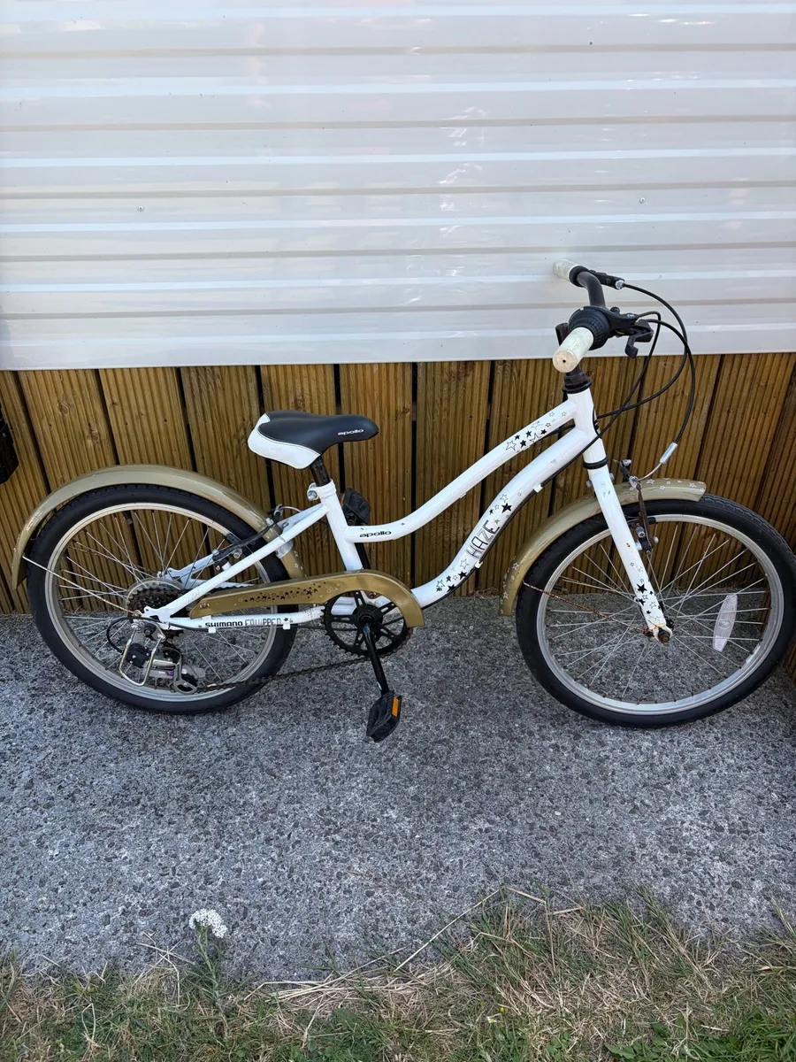 Girls bike - Image 1