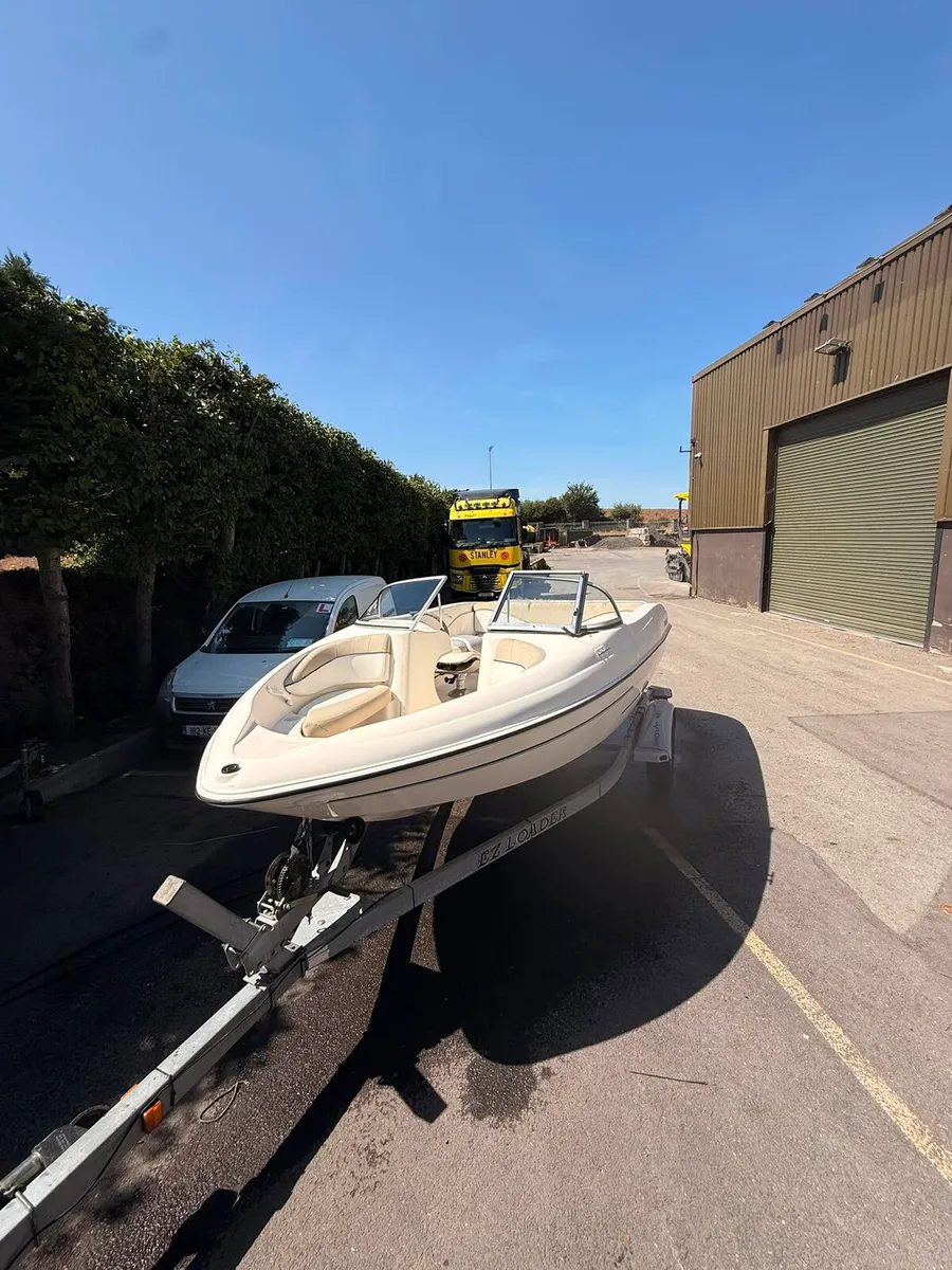 Boat   *****NEEDS ENGINE****** - Image 1