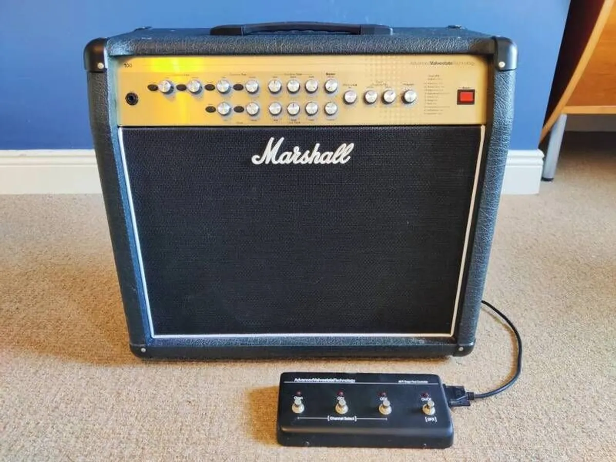 Marshall AVT100X 100W Combo + Original Footswitch - Image 1