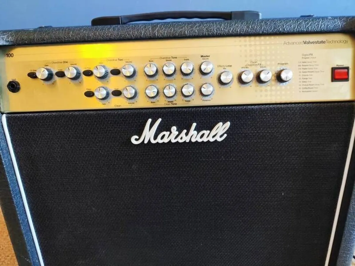 Marshall AVT100X 100W Combo + Original Footswitch - Image 3