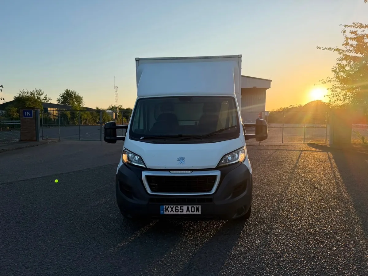 Peugeot Boxer 2015 ideal for camper conversion - Image 4