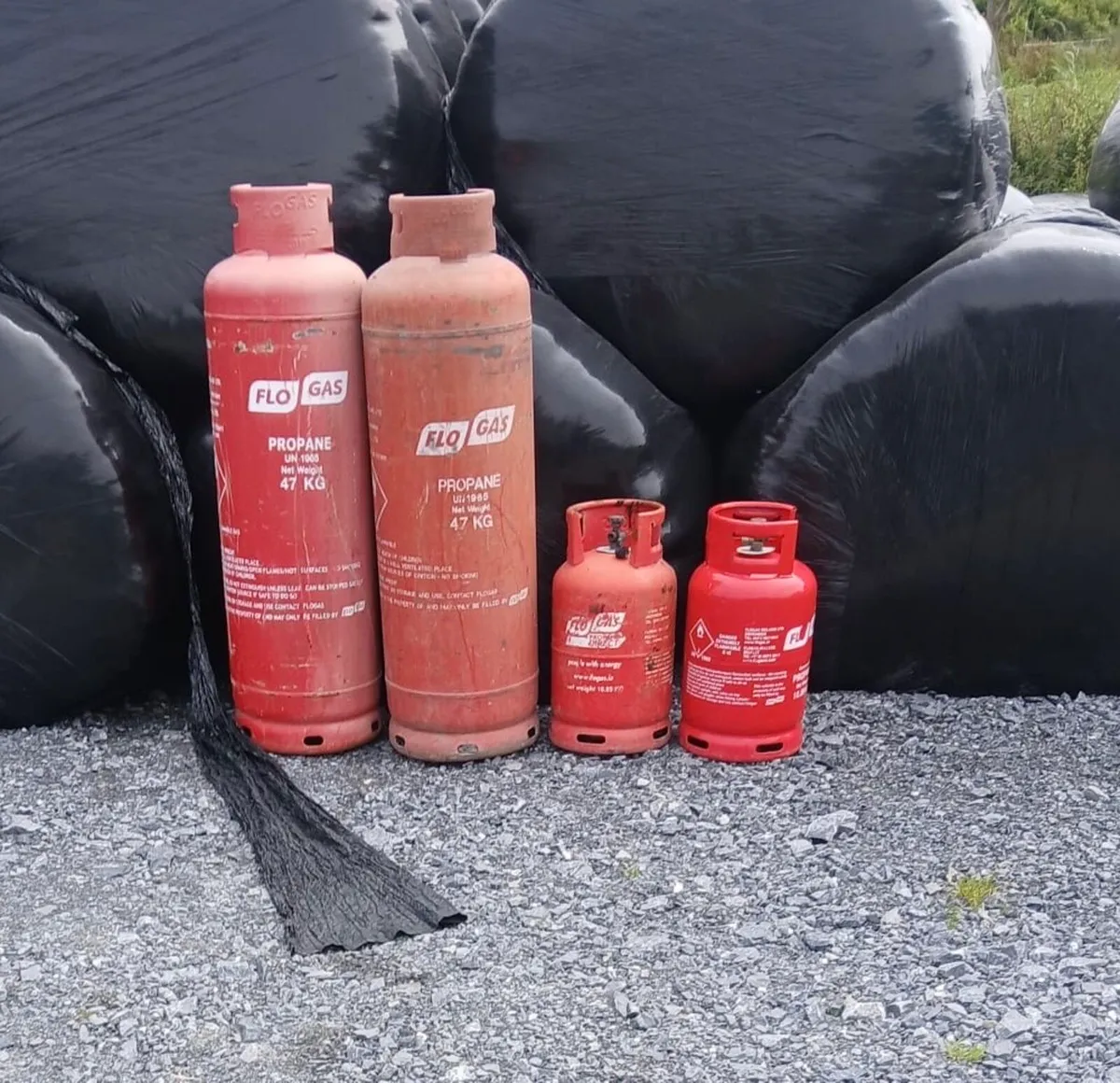 Gas cylinders