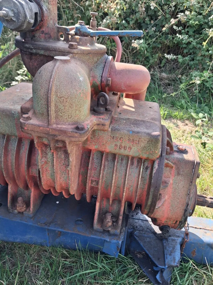 Slurry tank parts  8000 gal pump etc - Image 1