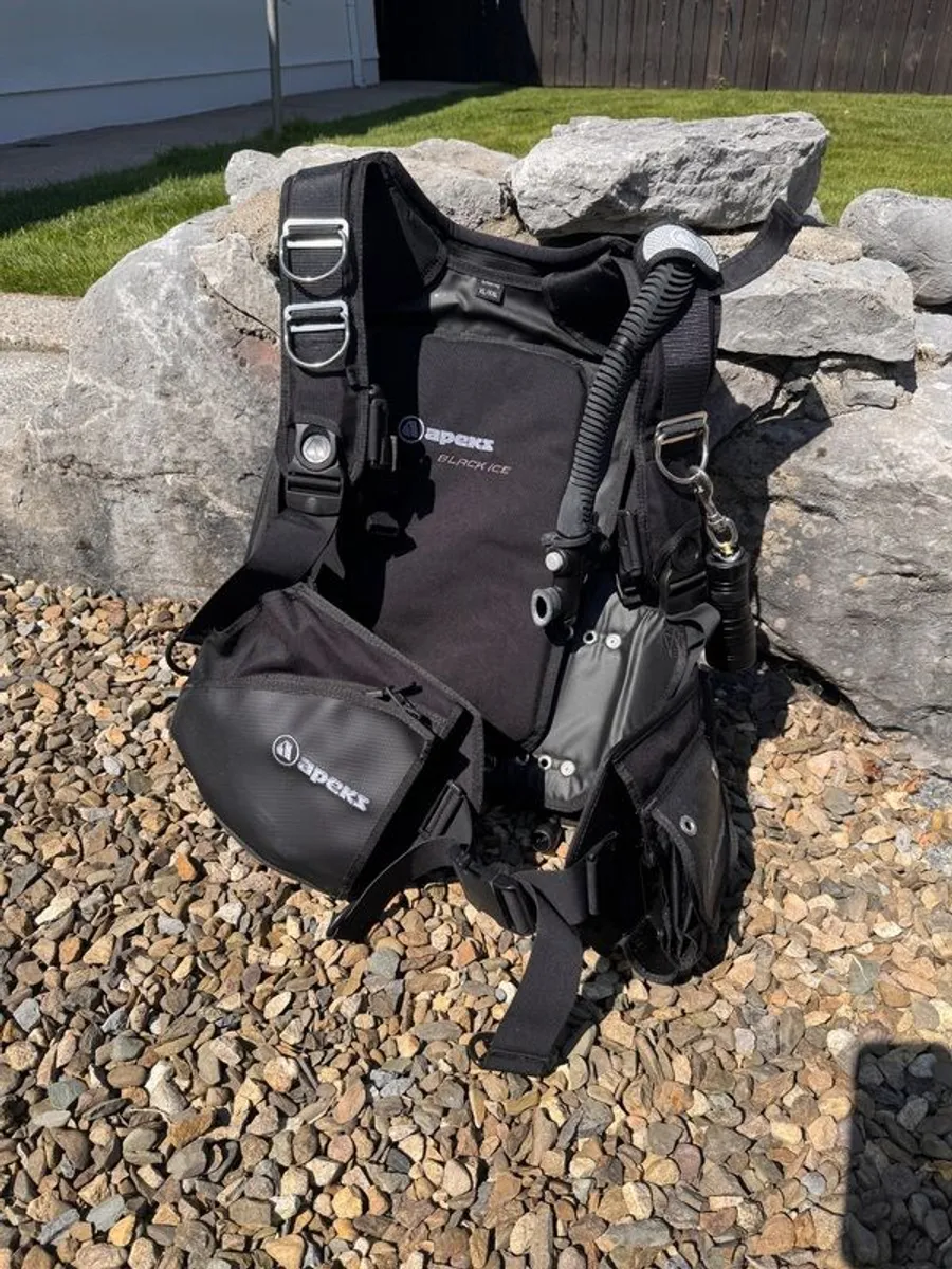 Apeks Black Ice Bcd (xl-xxl) - Image 1