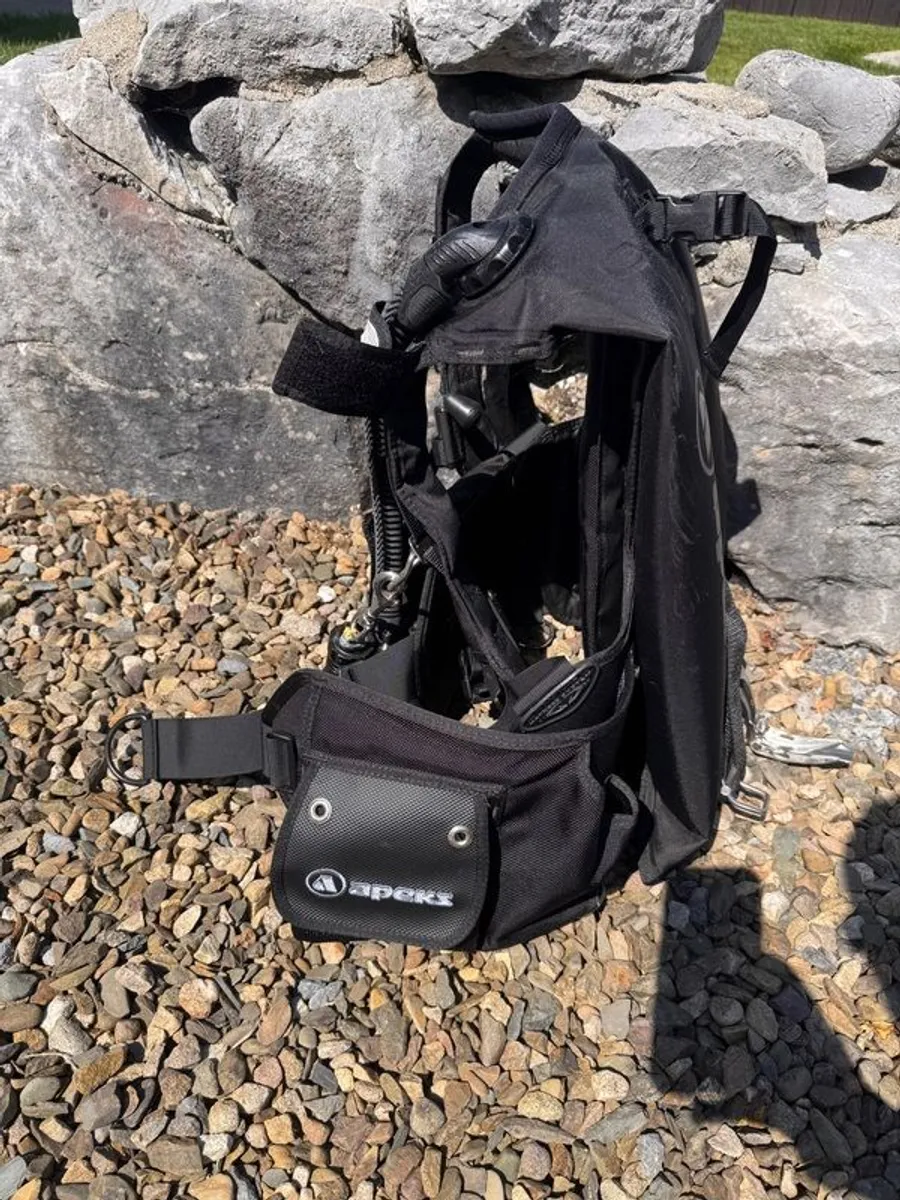 Apeks Black Ice Bcd (xl-xxl) - Image 4