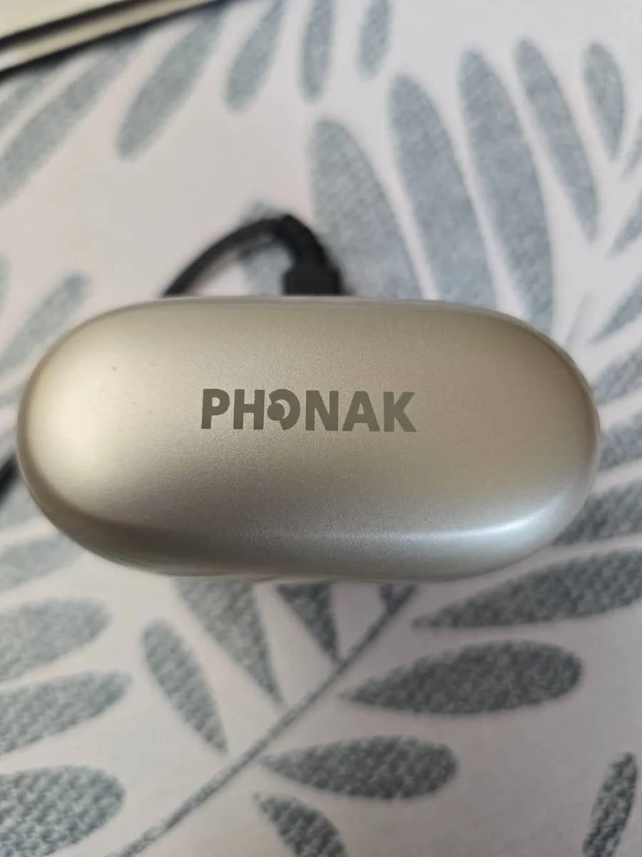 Hearing aids rechargeable - Image 4