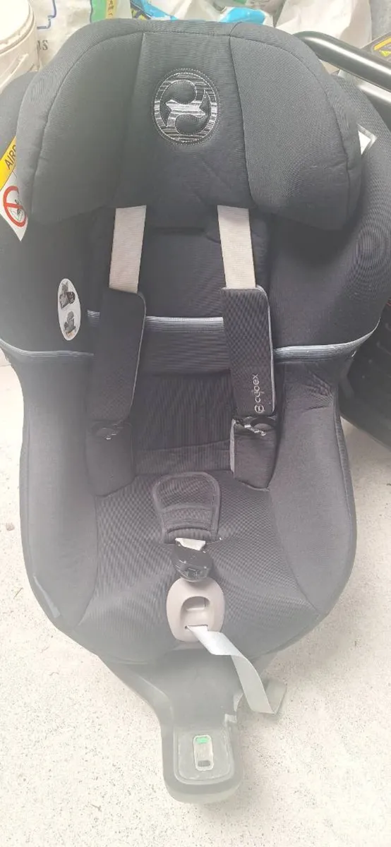 Cybex Car Seat - Image 1