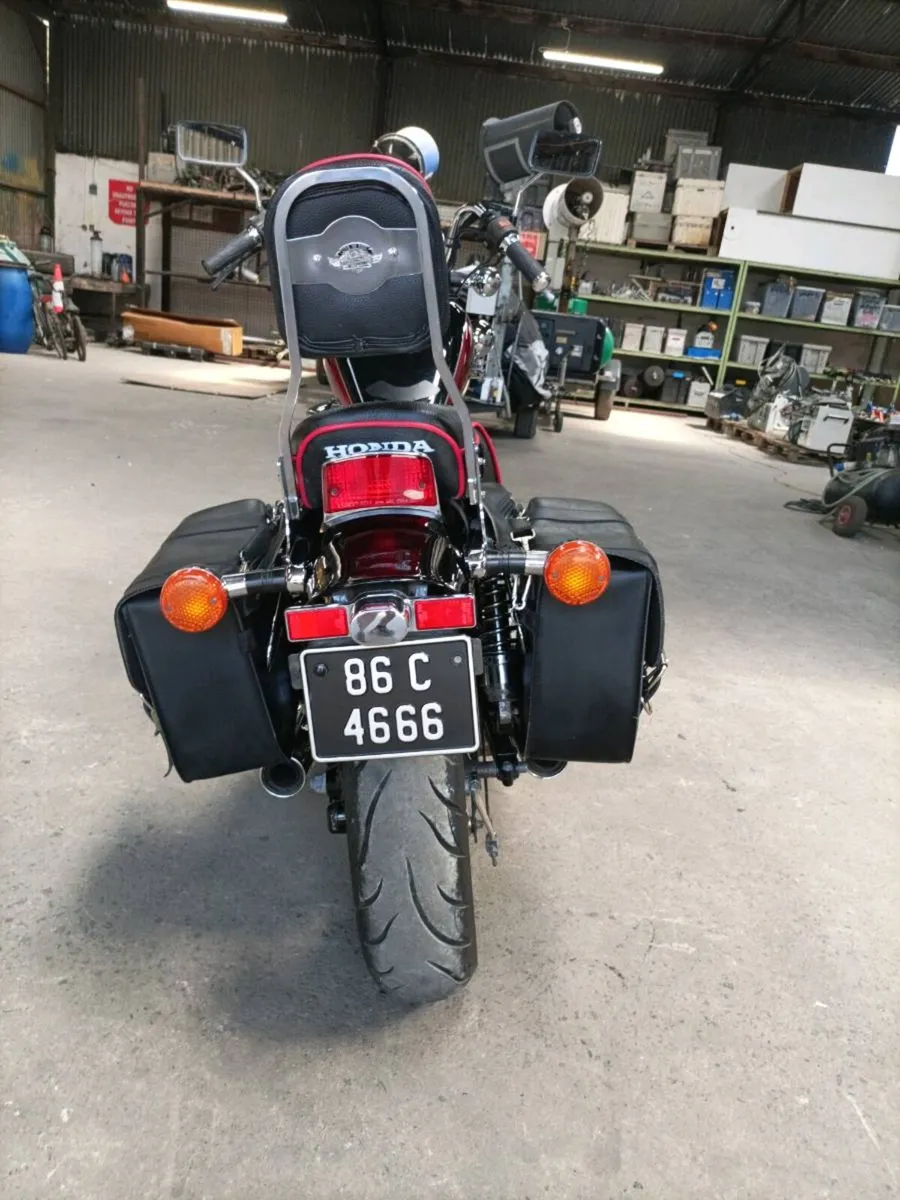 1986 Honda Shadow - Image 3