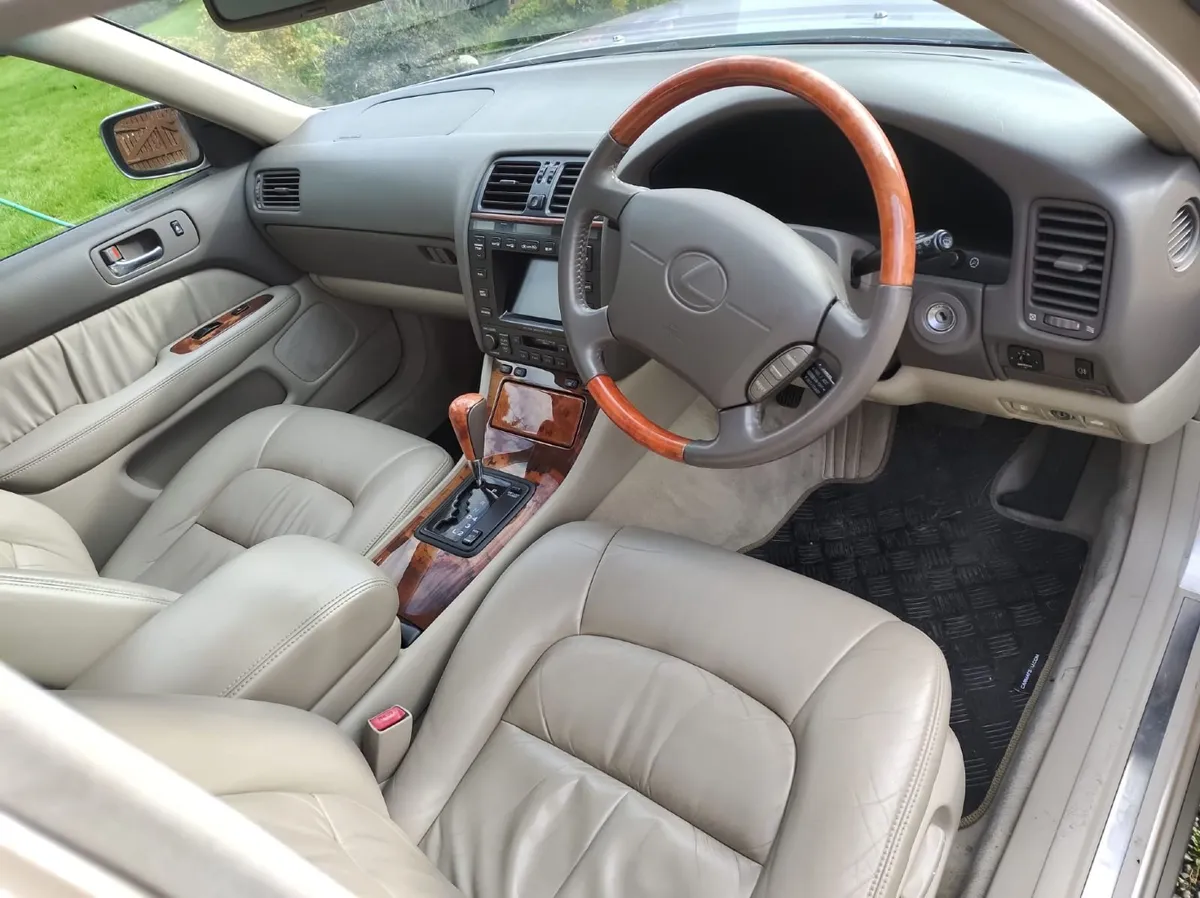 Lexus LS 1998 - Image 3