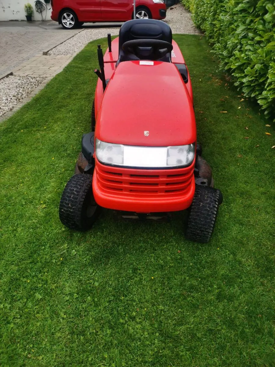 Jonsred 42inch ride on lawnmower - Image 3