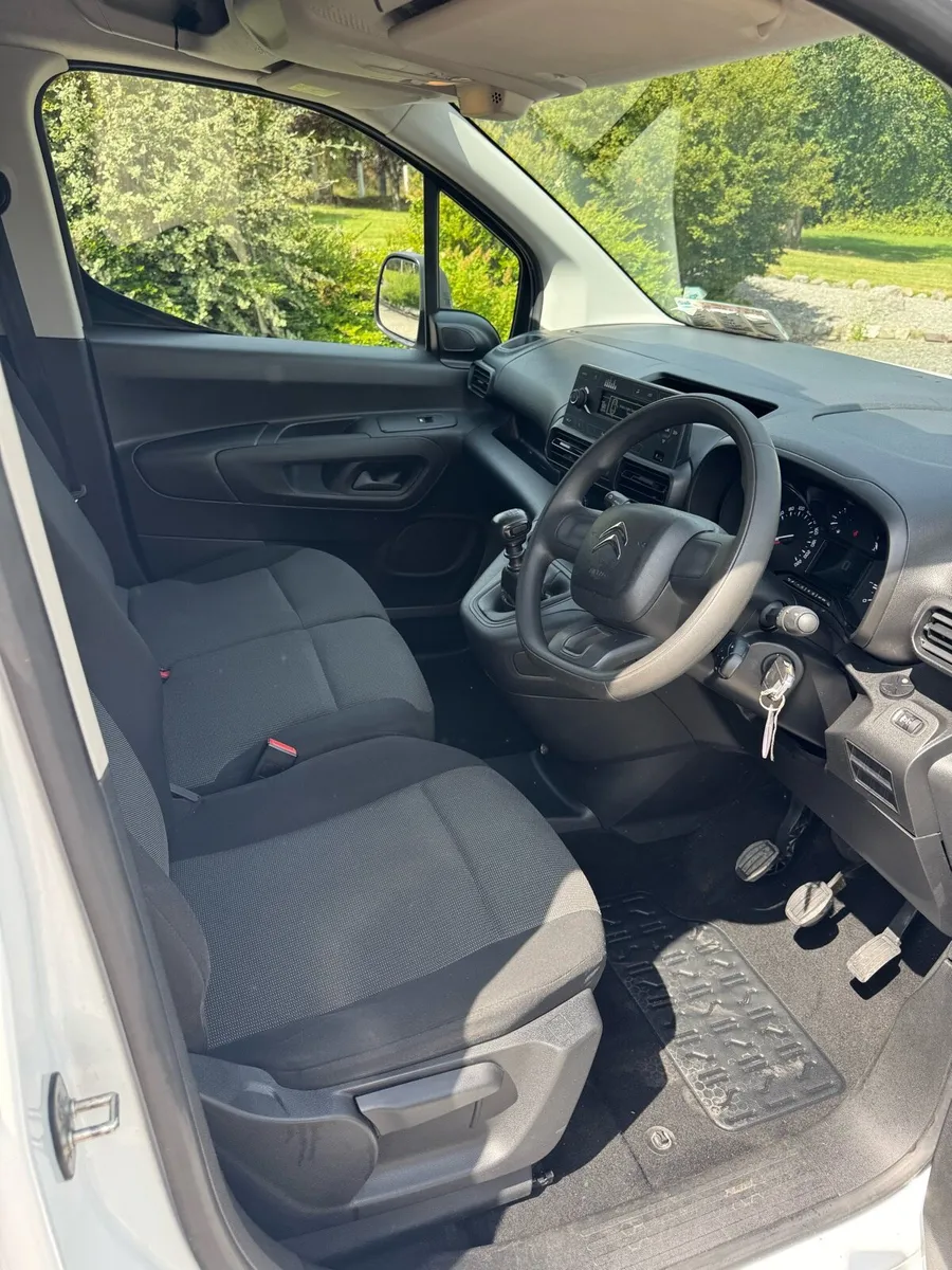 Citroen Berlingo 3 seater - Image 2