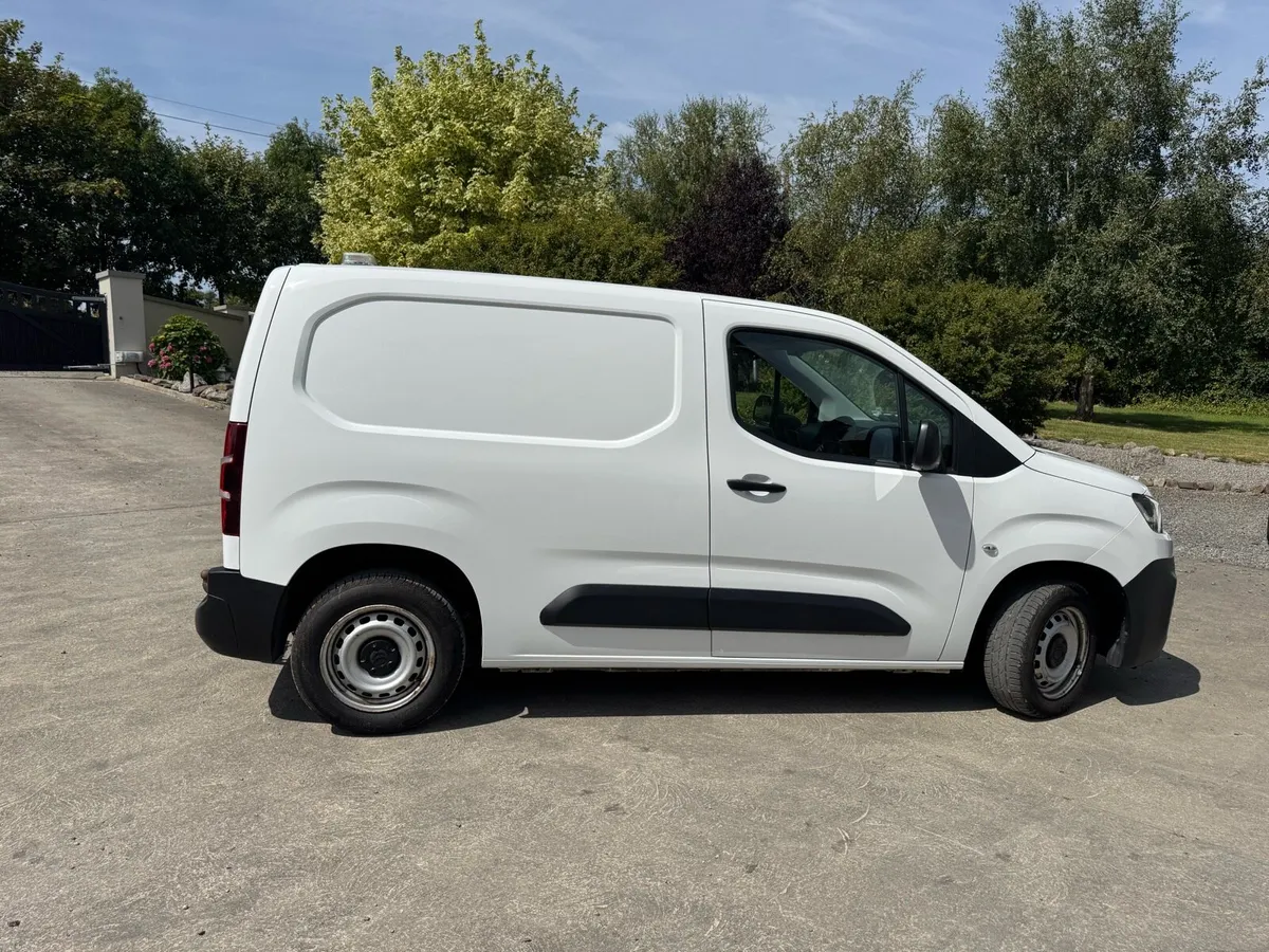Citroen Berlingo 3 seater - Image 4