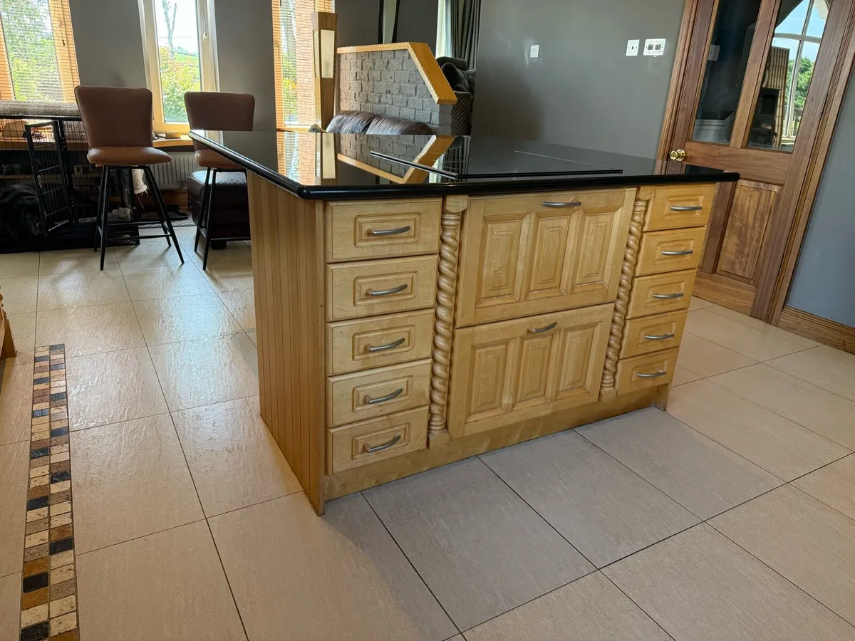 Kitchen - Image 2