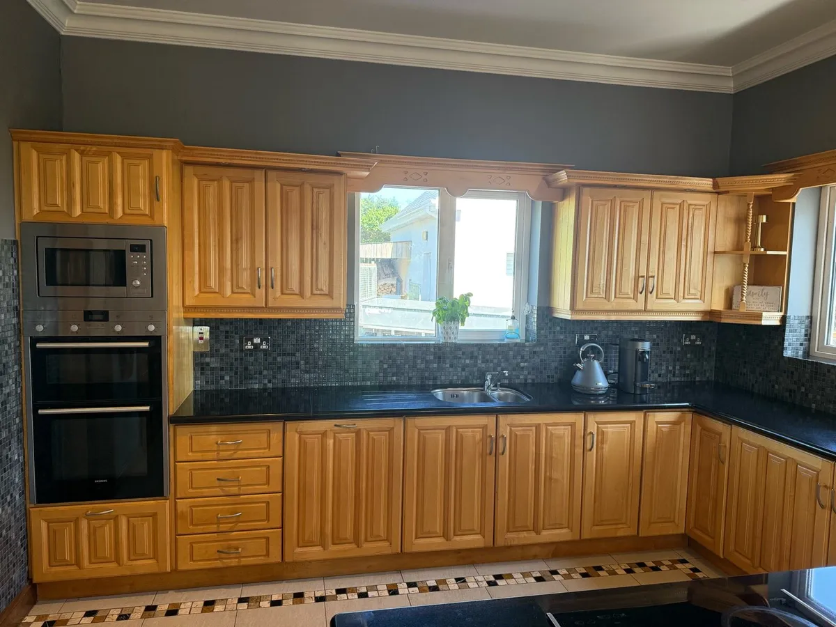 Kitchen - Image 4