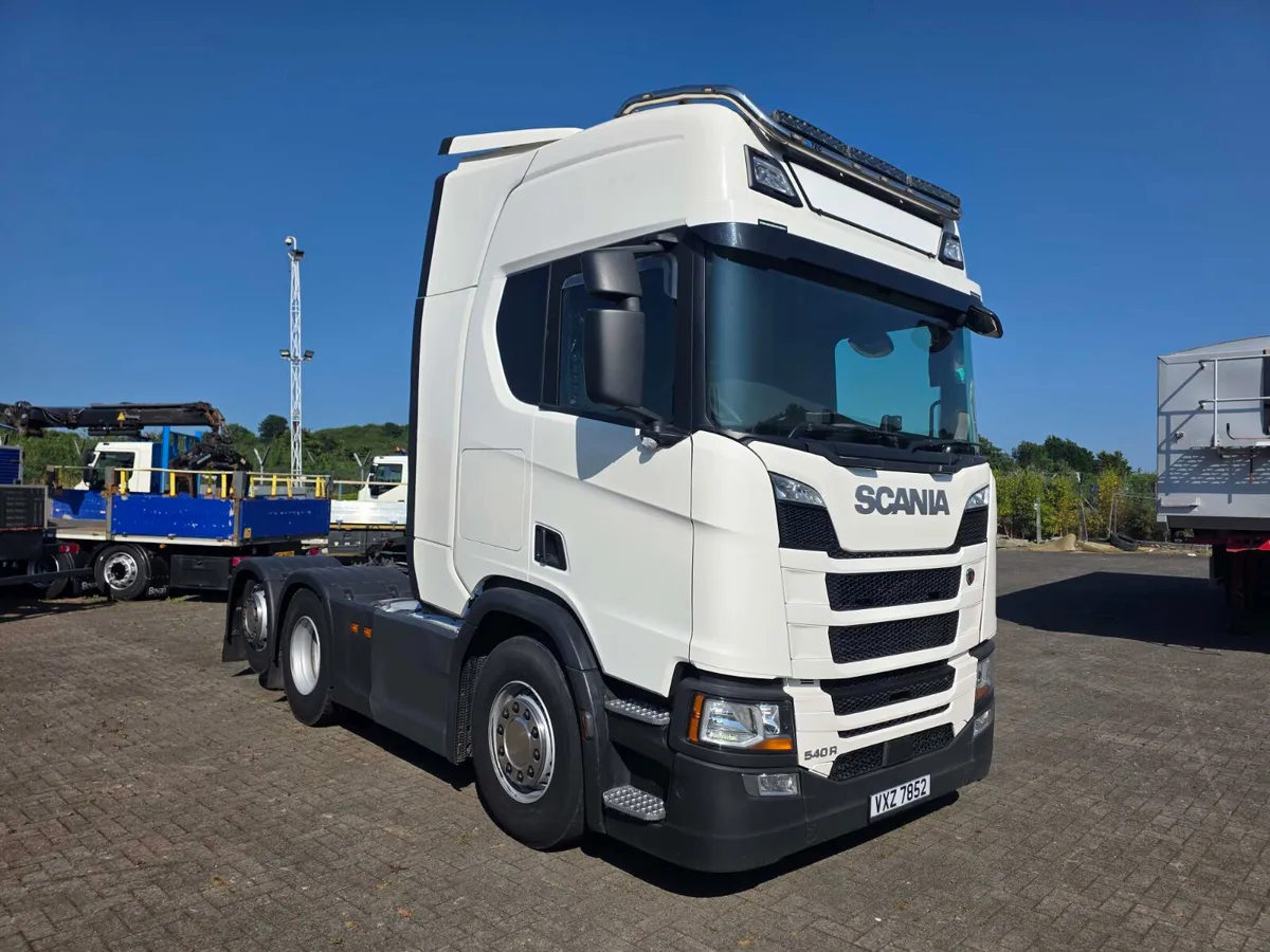 2023 Scania R540 6x2 tag with tipping gear - Image 1