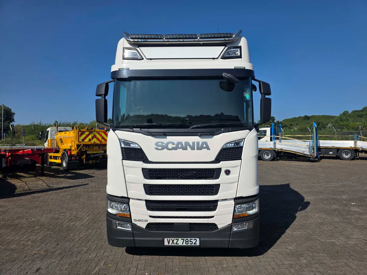 2023 Scania R540 6x2 tag with tipping gear - Image 2
