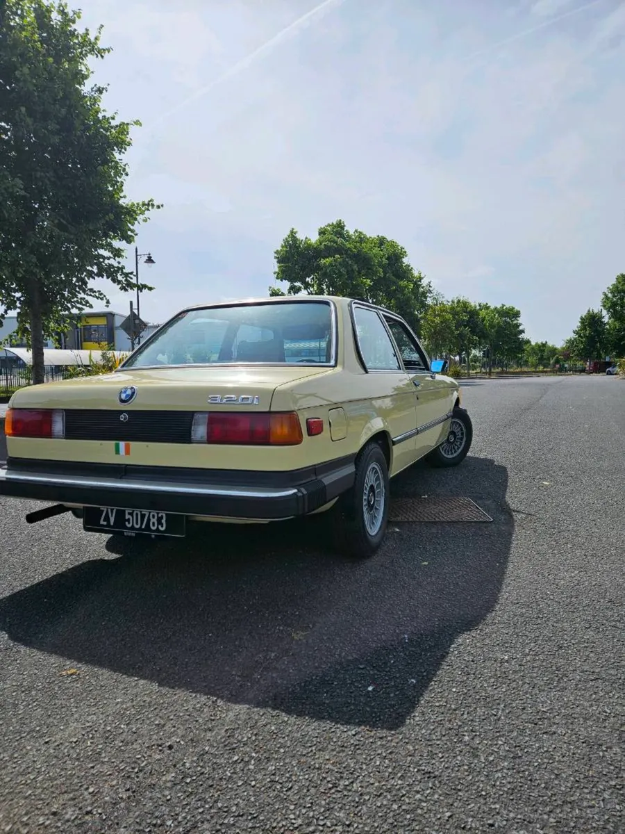 BMW 320i E21 - Image 3