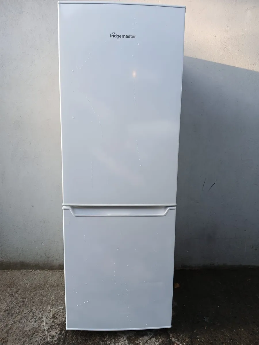 FRIGEDAIRE YEAR OLD FRIDGE AND FREEZER - Image 2