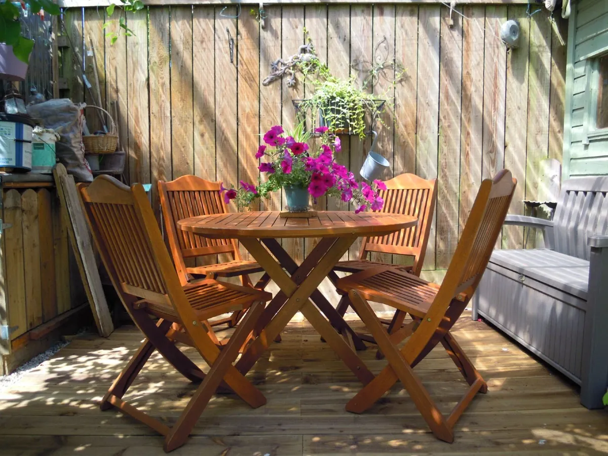 garden furniture - Image 1