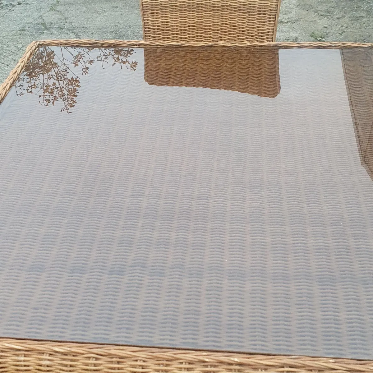 NEW Table and chairs set - Image 3