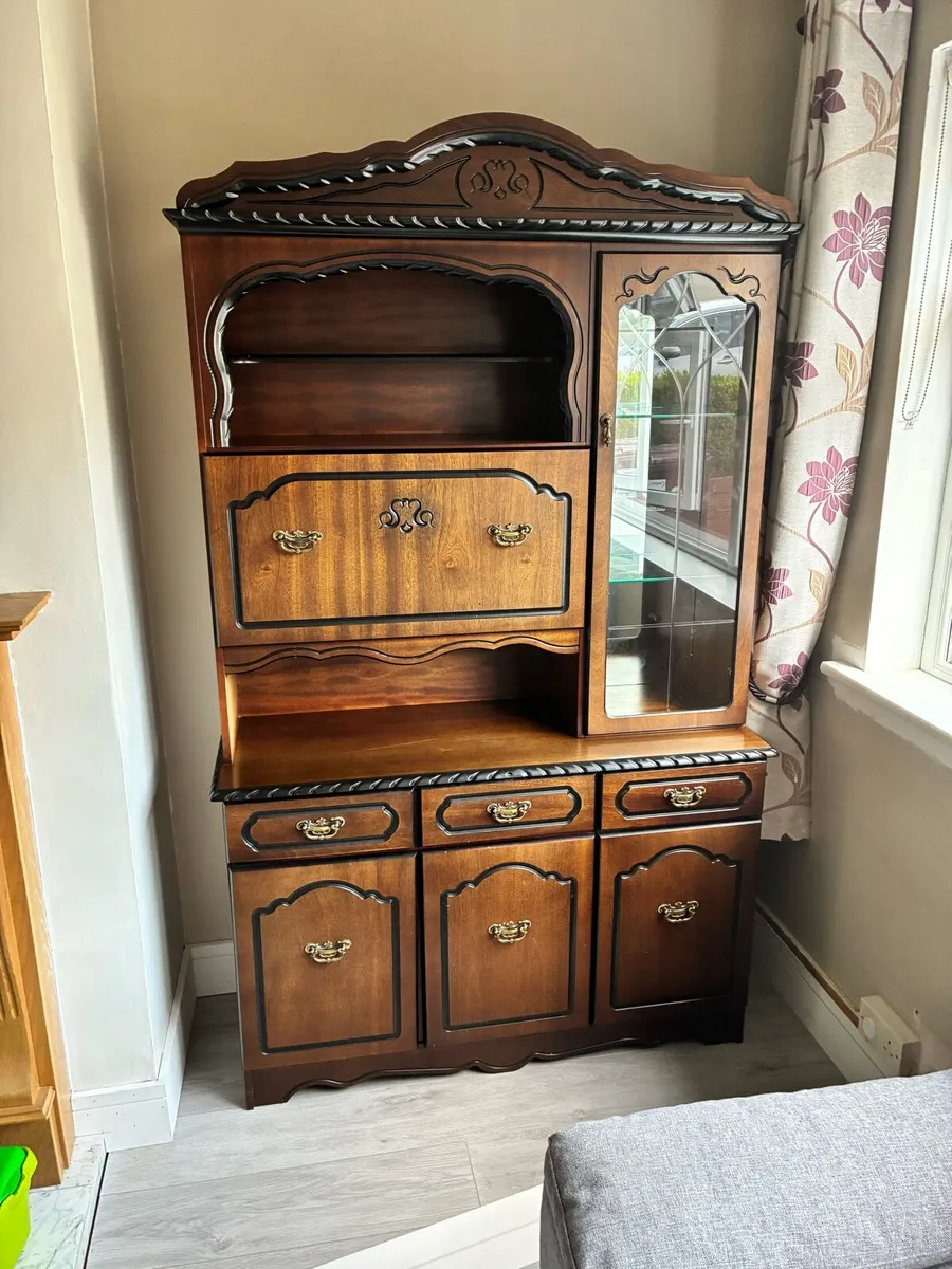 Mahogany cabinet - Image 1