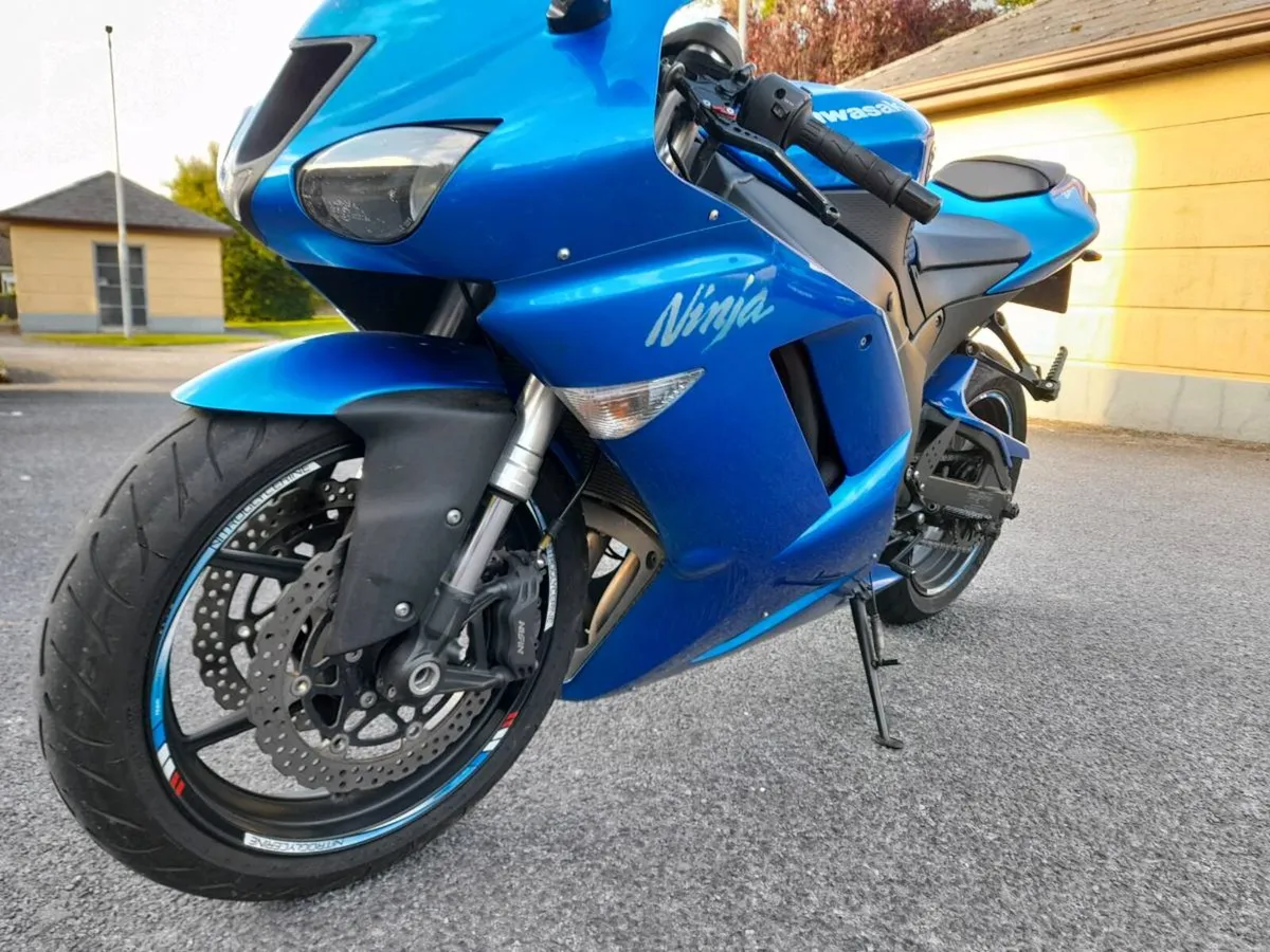 Motorcycle - Image 3