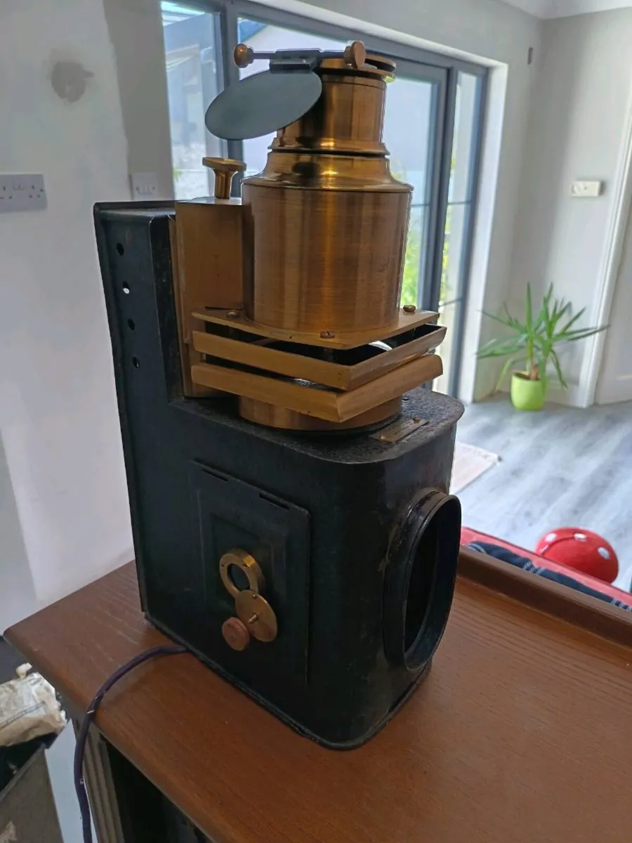 Magic Lantern Projector - Image 1