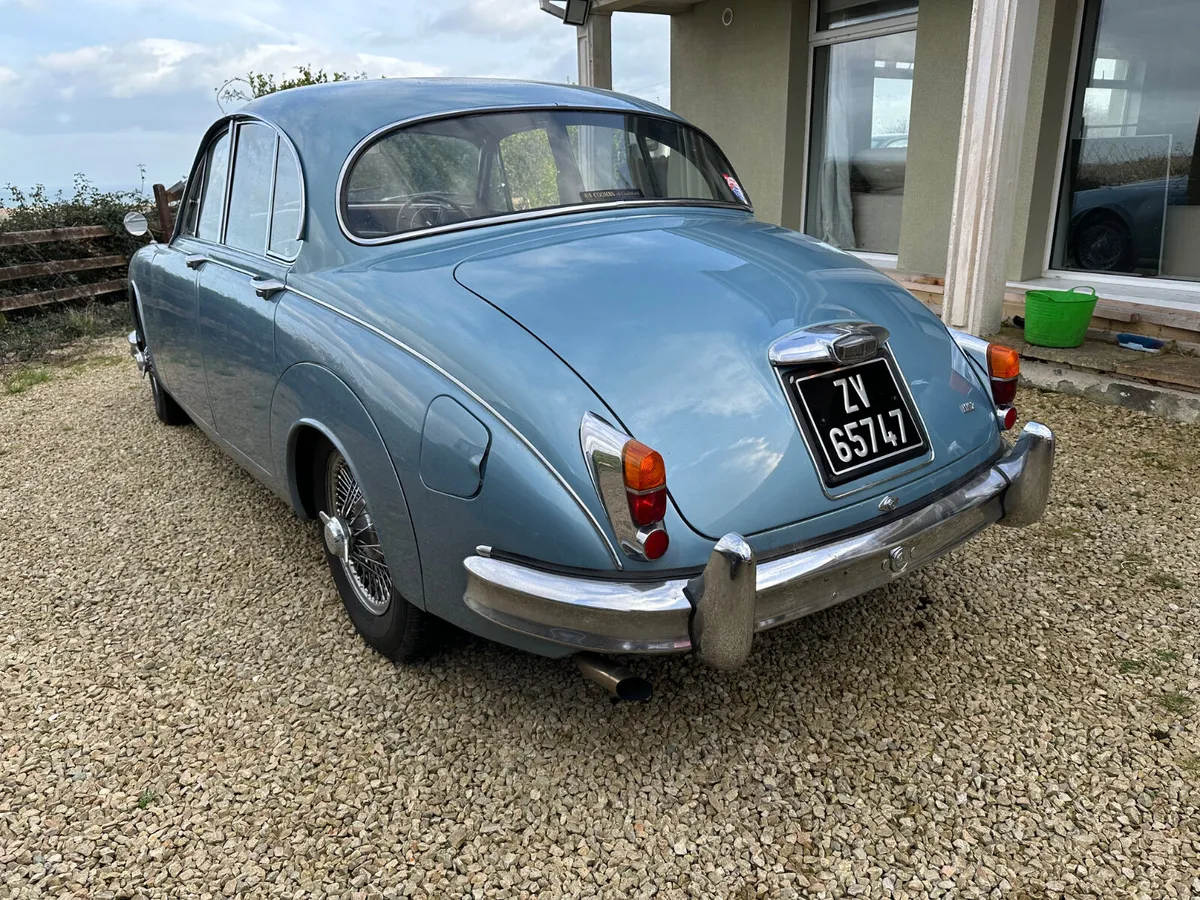 Jaguar MK2. 1968 2.4 Petrol Manual With O/D - Image 4