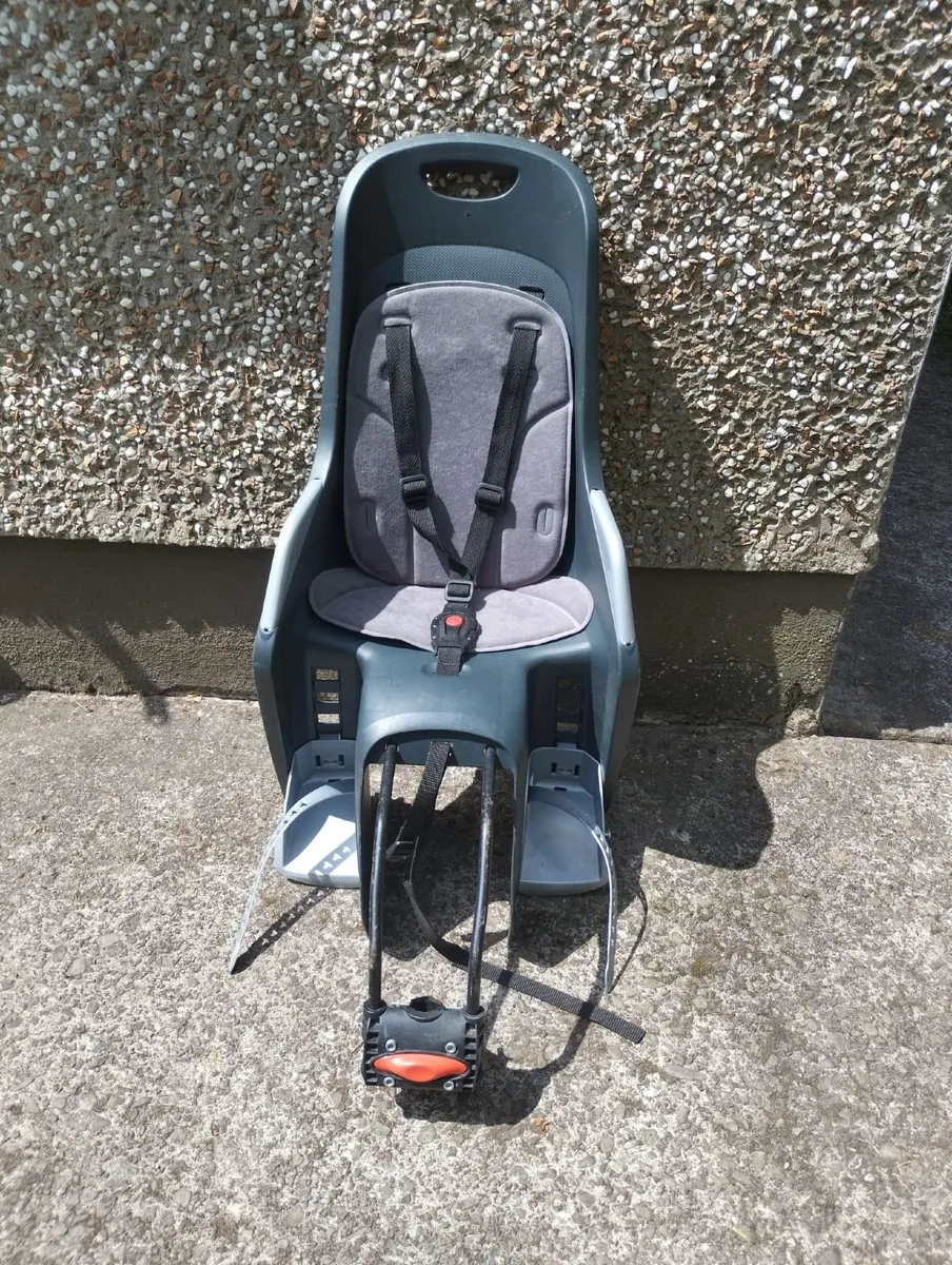 Bike Child Seat – Rear Mounted – Excellent Conditi - Image 2
