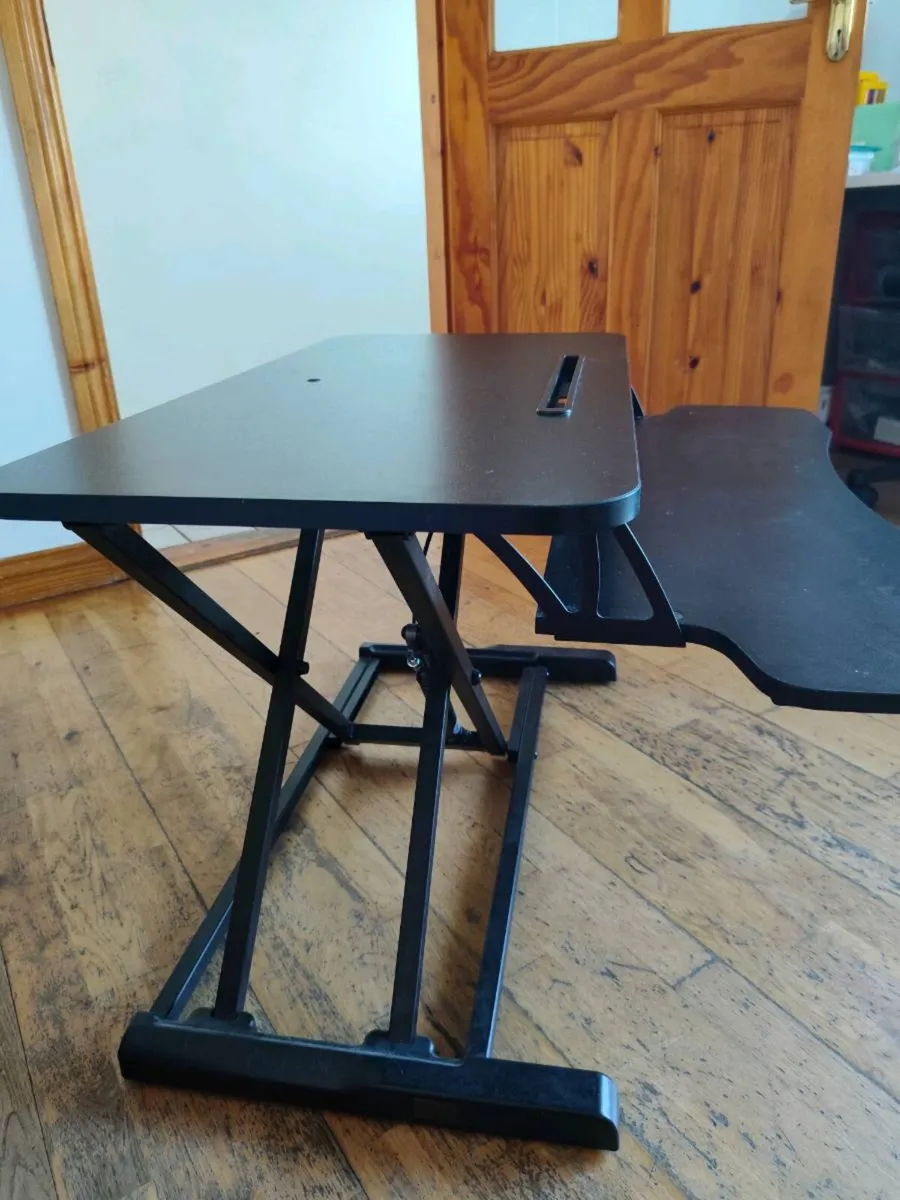 Desk adjustment - Image 3
